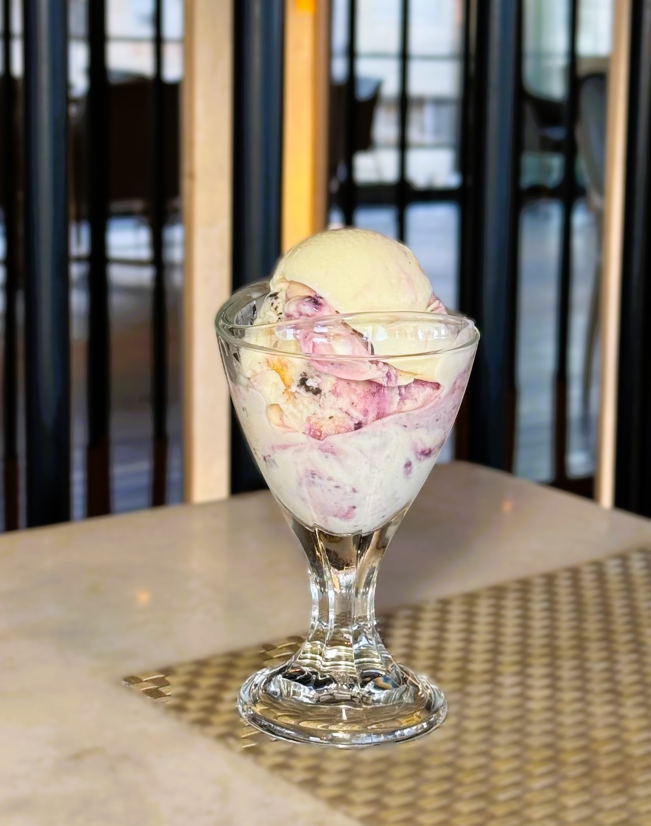 VANILLA, CHOCOLATE, STRAWBERRY, ARABIAN, KROKAN, SNICKERS, OREO, CHEESECAKE (ONE SCOOP)